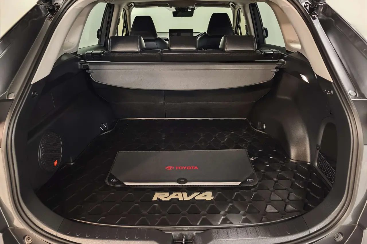 2023 Toyota RAV4 Gallery Image 12
