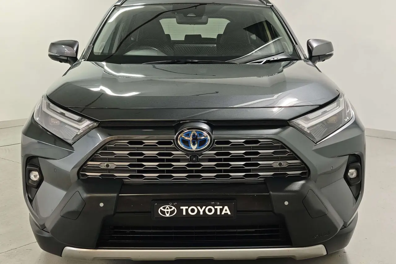 2023 Toyota RAV4 Gallery Image 3