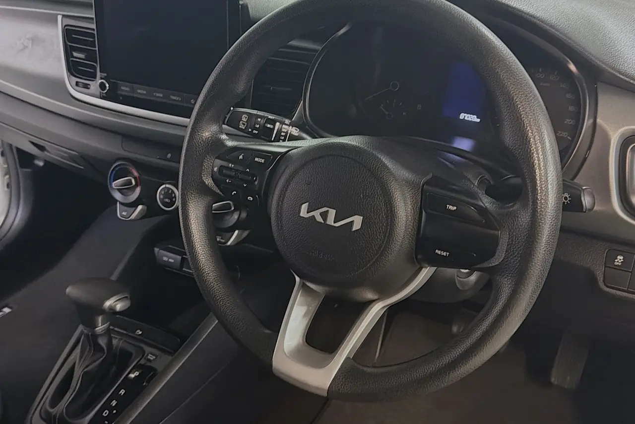 2022 Kia Rio Gallery Image 13
