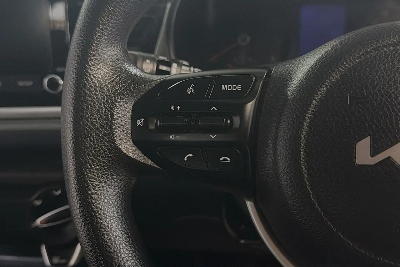2022 Kia Rio Gallery Image 17