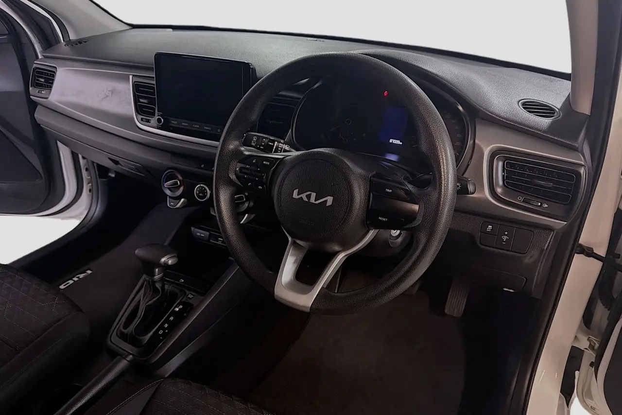 2022 Kia Rio Gallery Image 21