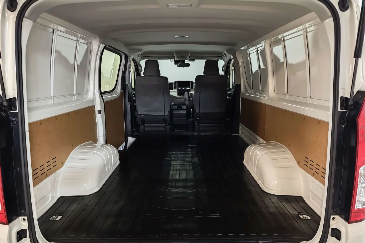 2024 Toyota Hiace Gallery Image 12