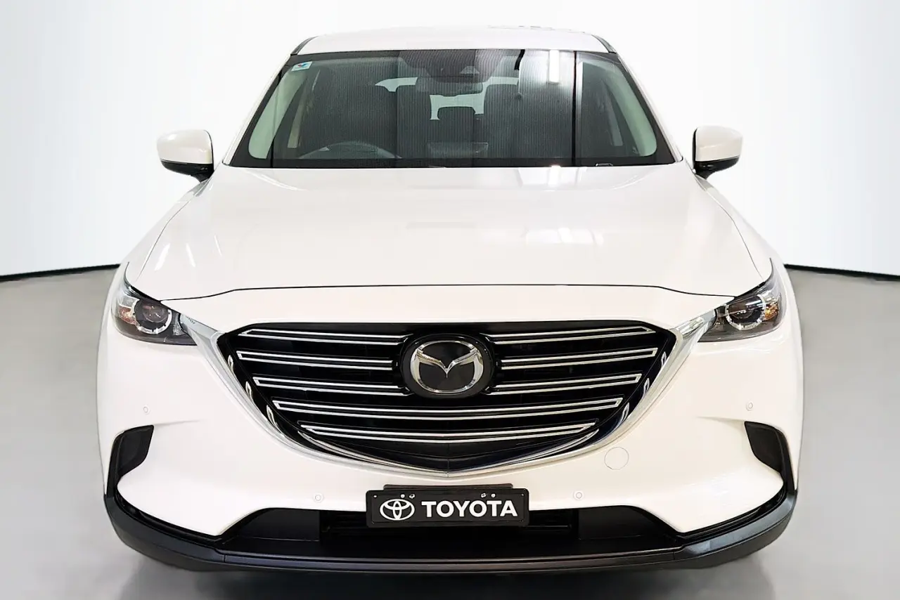 2022 Mazda CX-9 Gallery Image 2