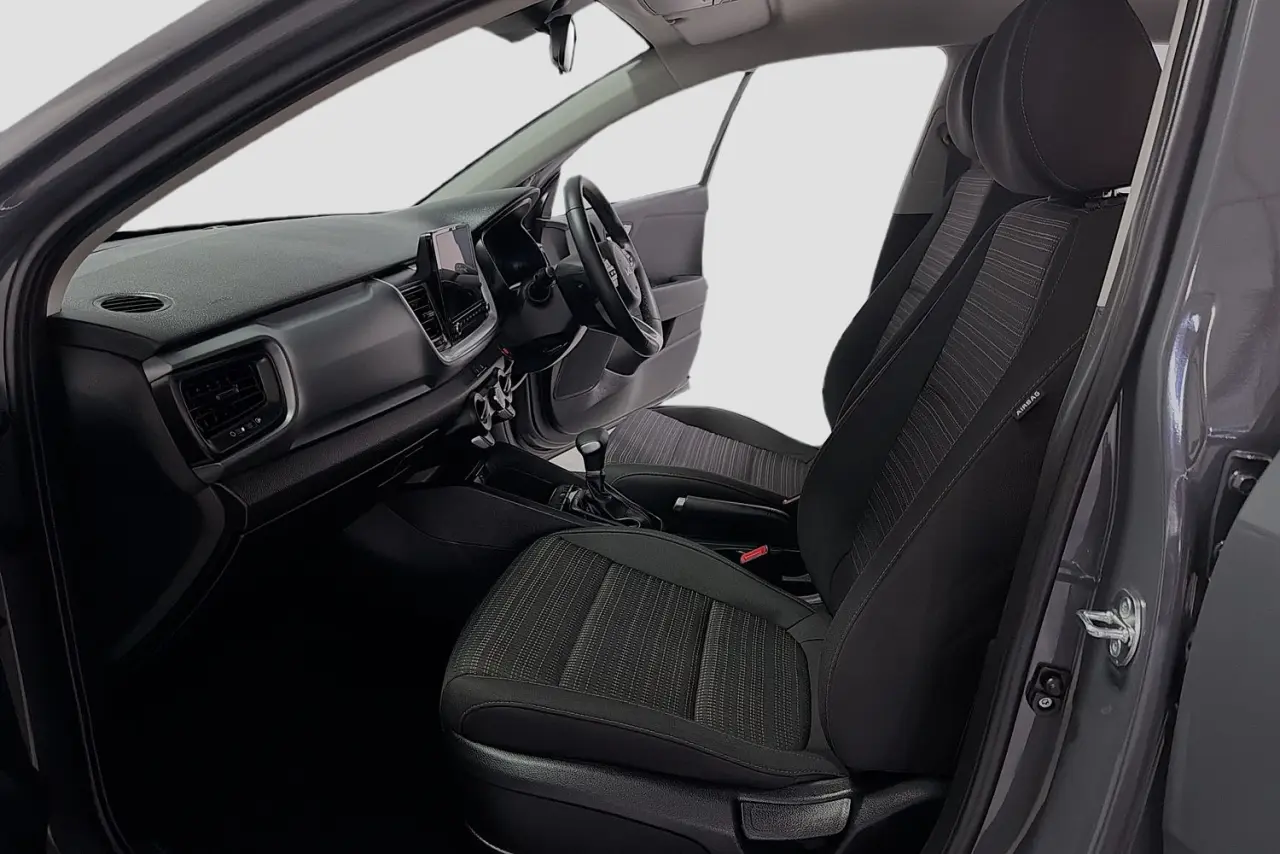 2023 Kia Stonic Gallery Image 24