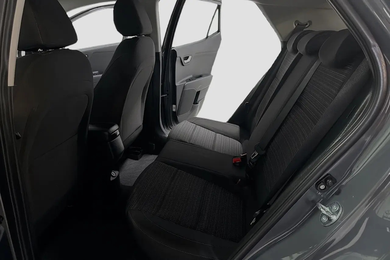 2023 Kia Stonic Gallery Image 25