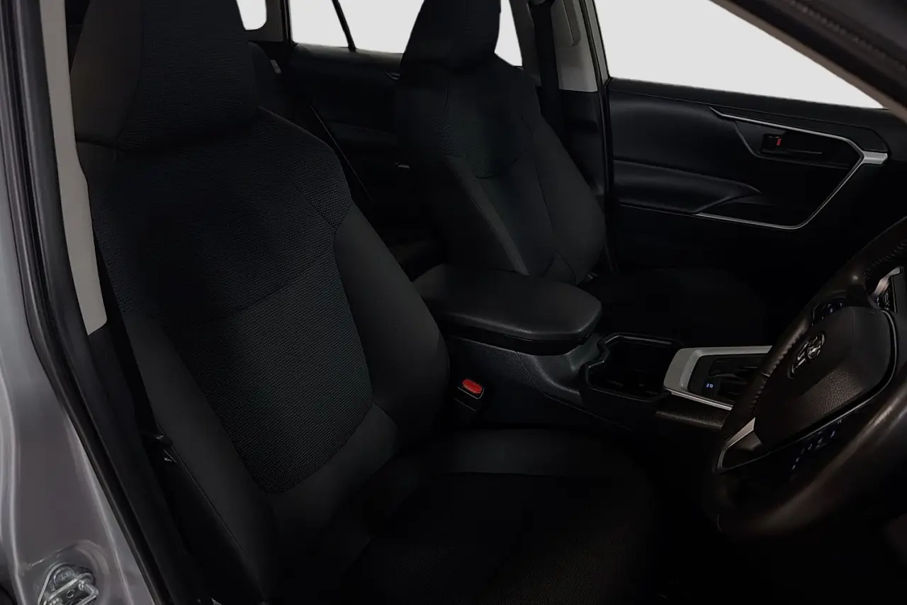 2022 Toyota RAV4 Gallery Image 12