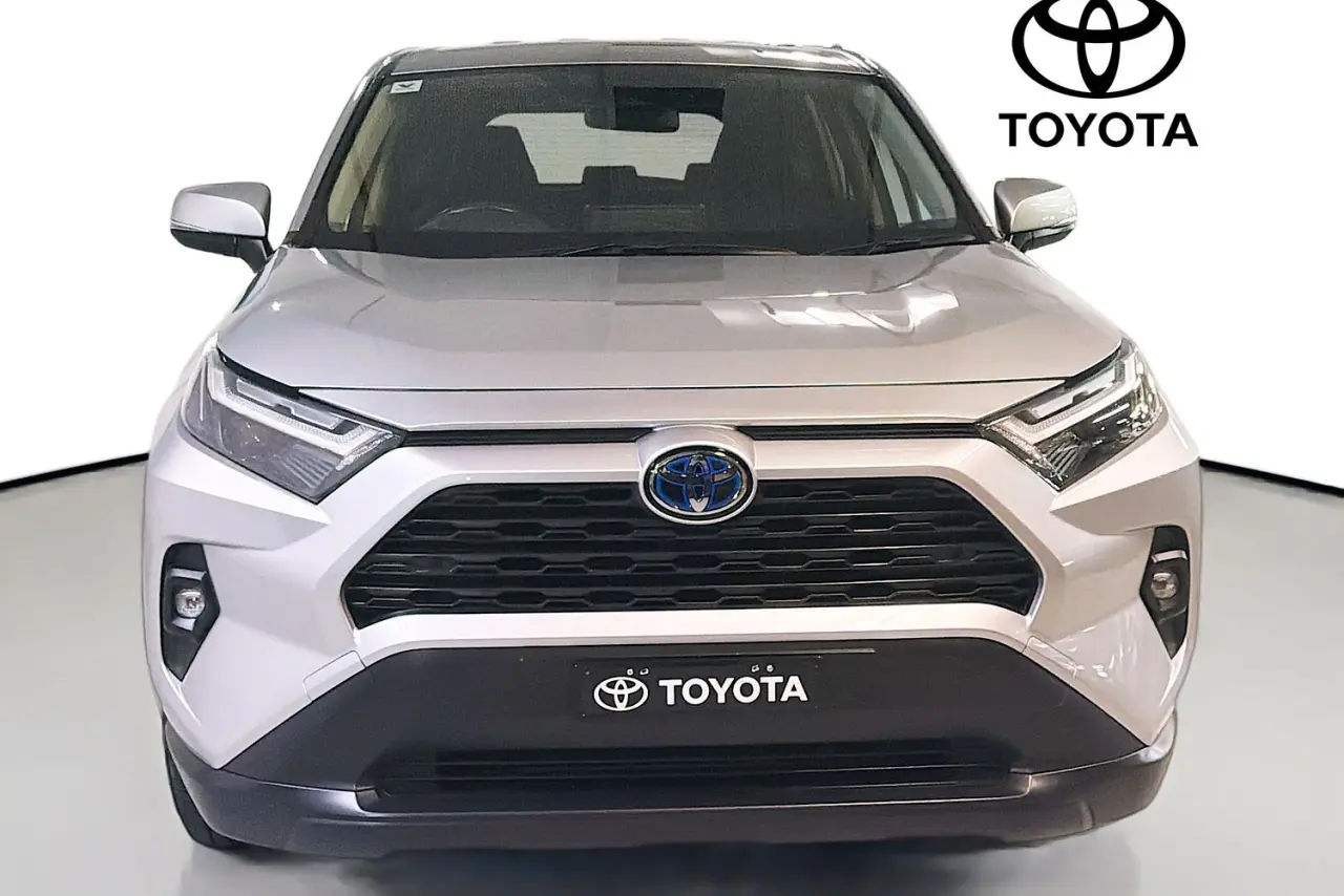 2022 Toyota RAV4 Gallery Image 2