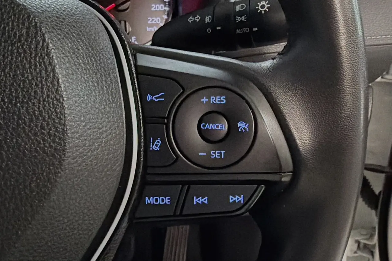 2021 Toyota RAV4 Gallery Image 20