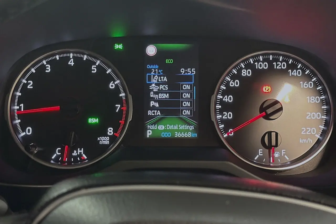 2021 Toyota RAV4 Gallery Image 22