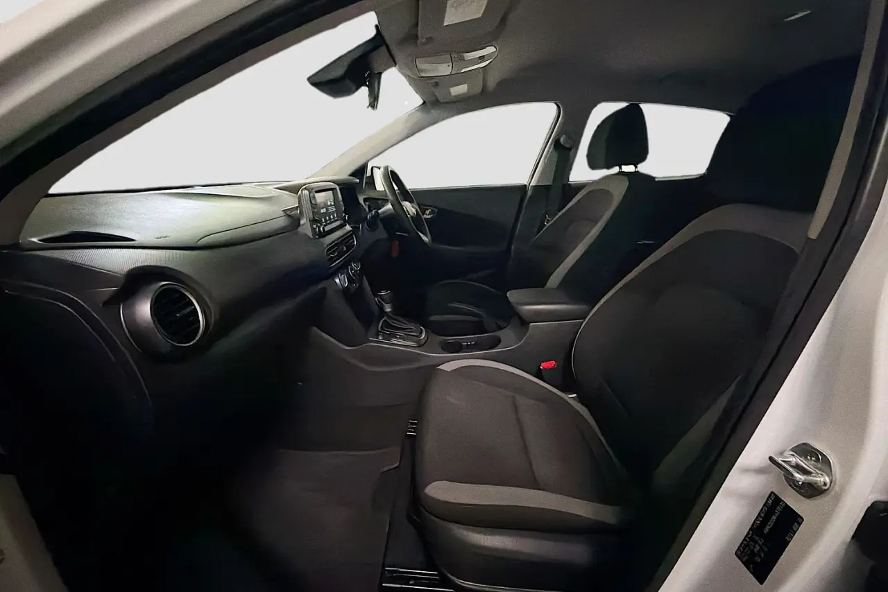 2020 Hyundai Kona Gallery Image 23