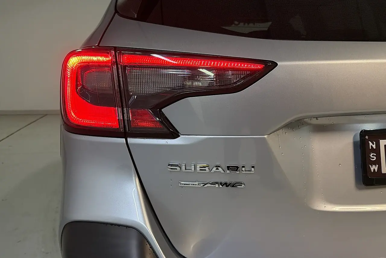 2022 Subaru Outback Gallery Image 8
