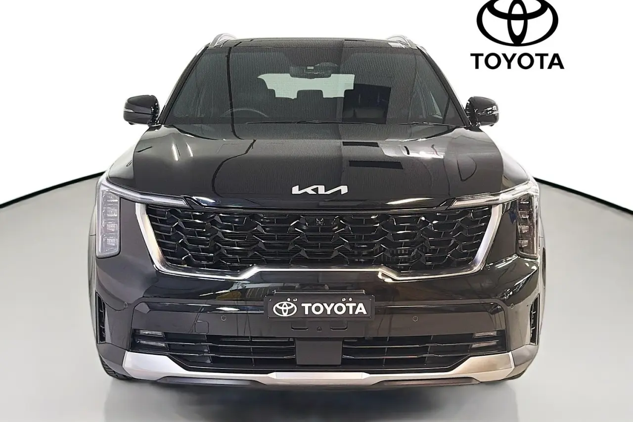 2025 Kia Sorento Gallery Image 2