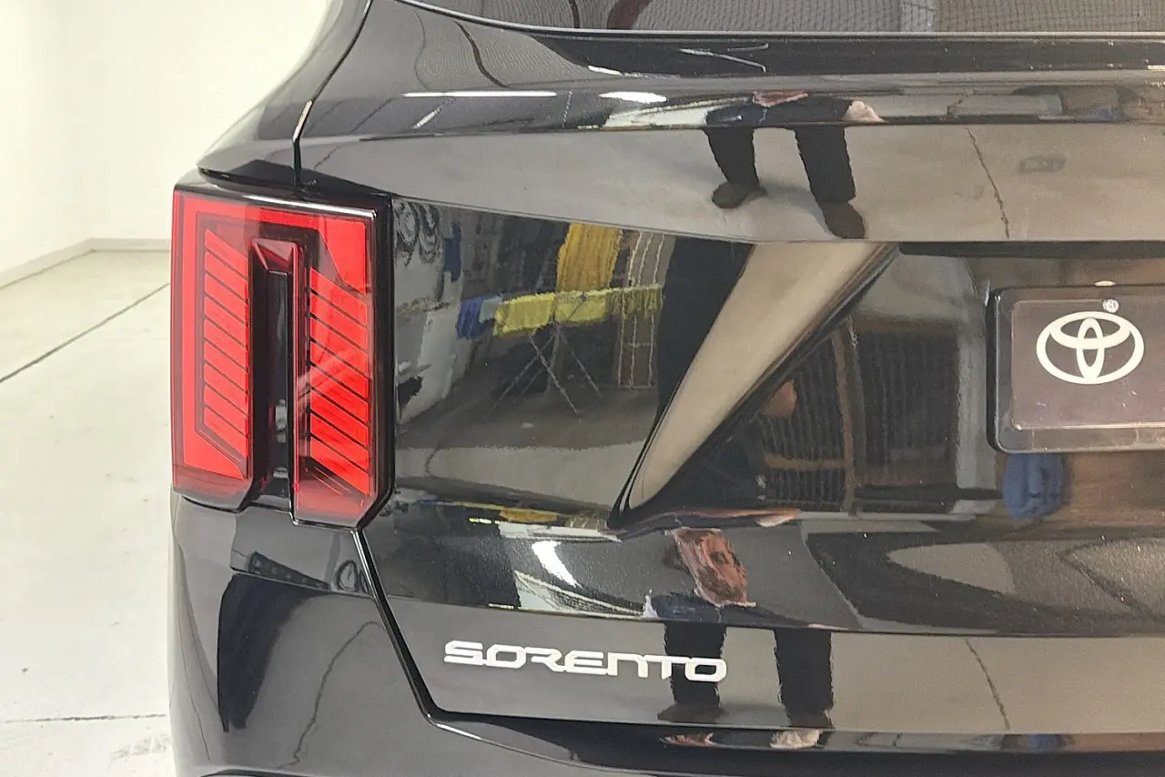 2025 Kia Sorento Gallery Image 8