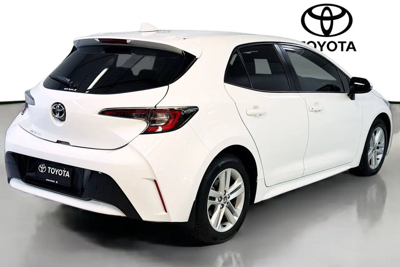 2022 Toyota Corolla Gallery Image 10