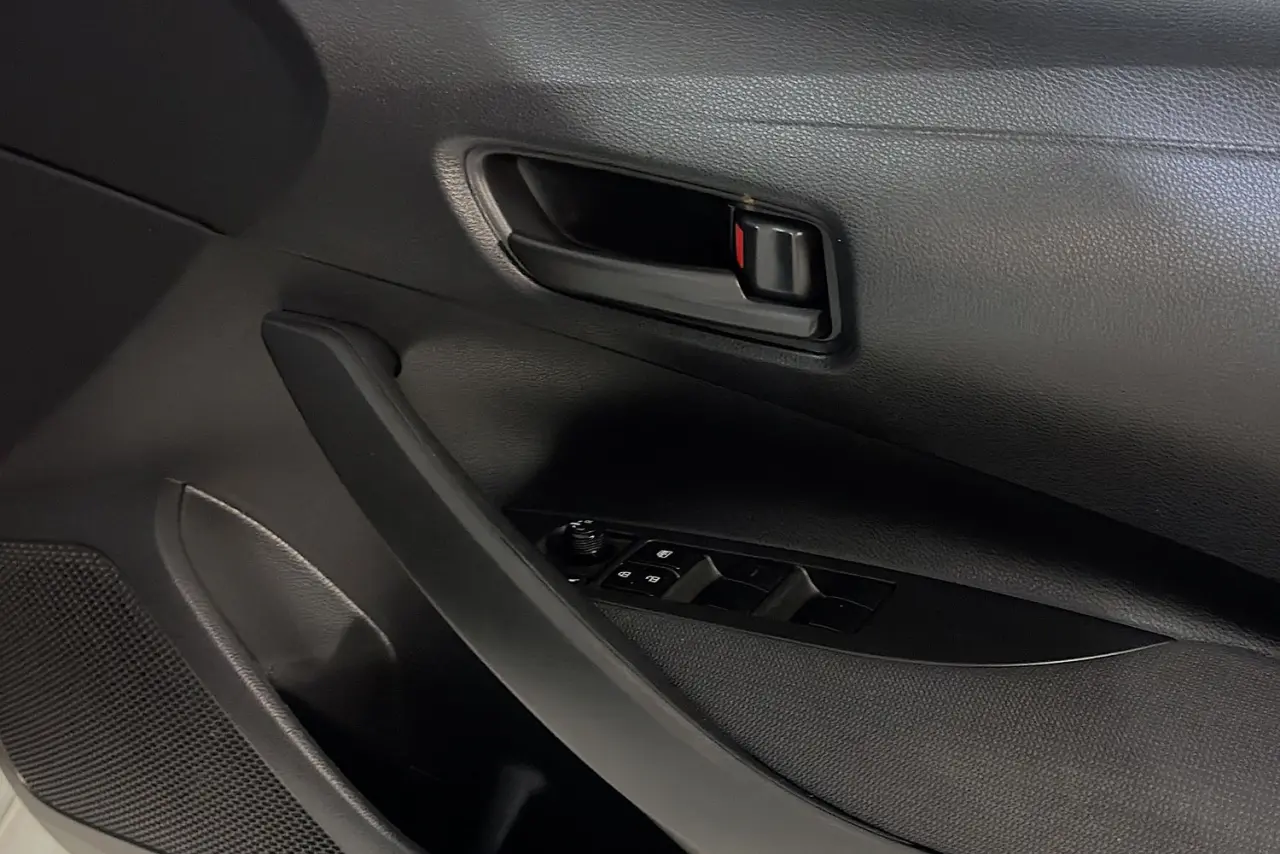 2022 Toyota Corolla Gallery Image 24