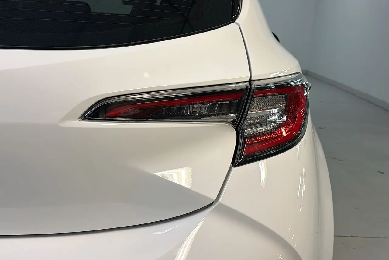 2022 Toyota Corolla Gallery Image 9