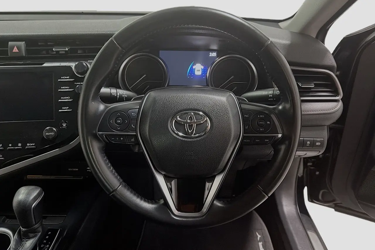 2020 Toyota Camry Gallery Image 21