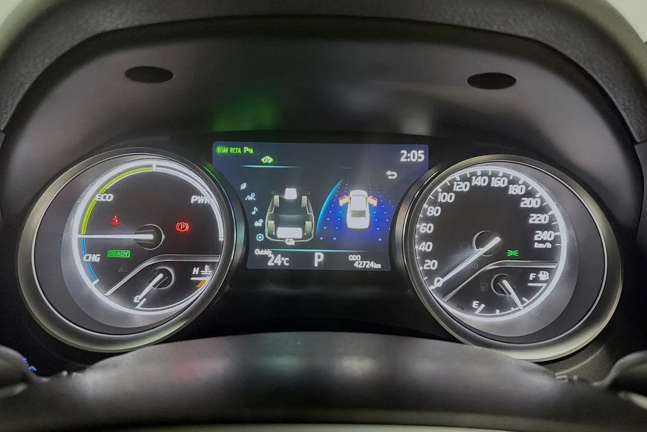 2020 Toyota Camry Gallery Image 22