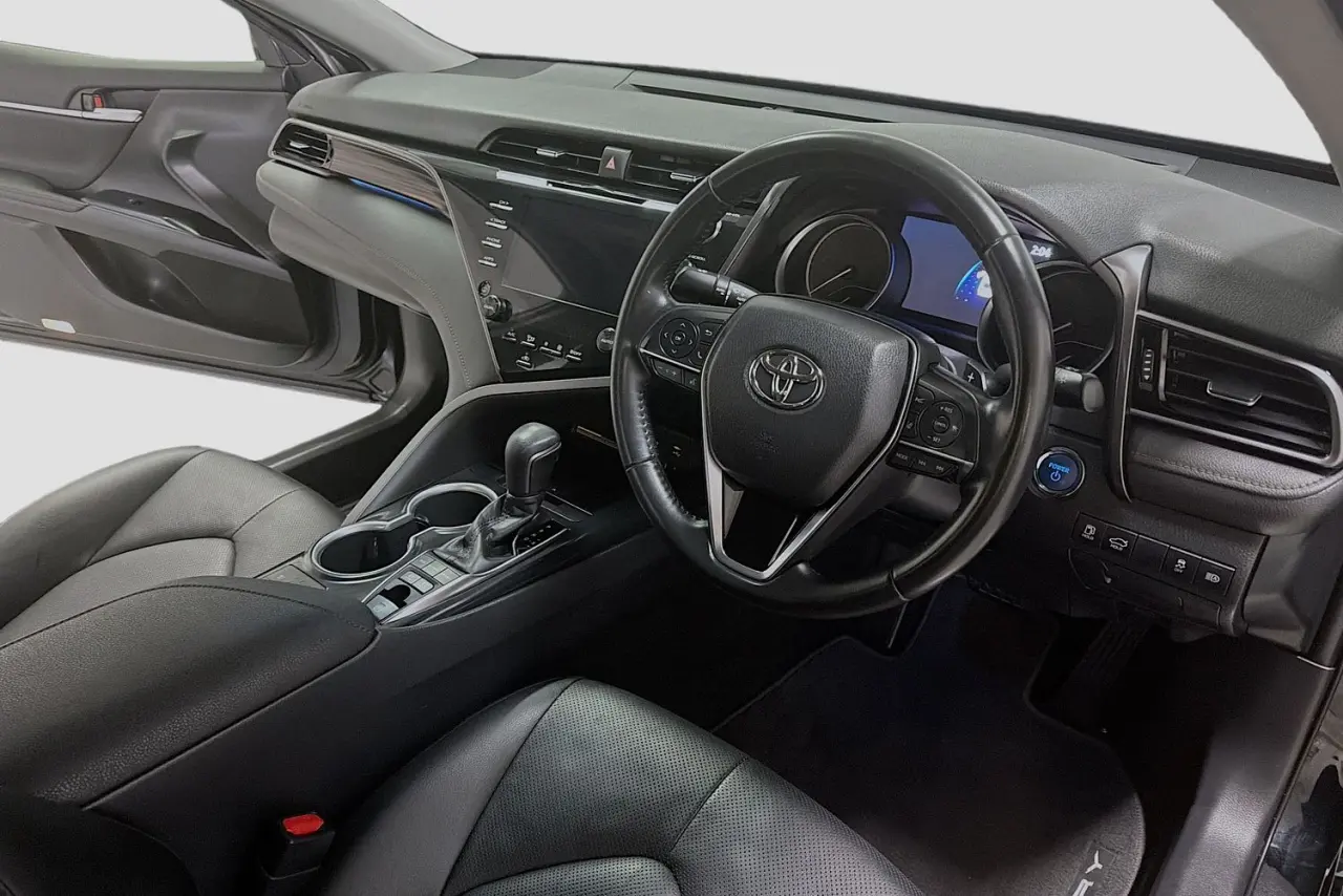2020 Toyota Camry Gallery Image 23