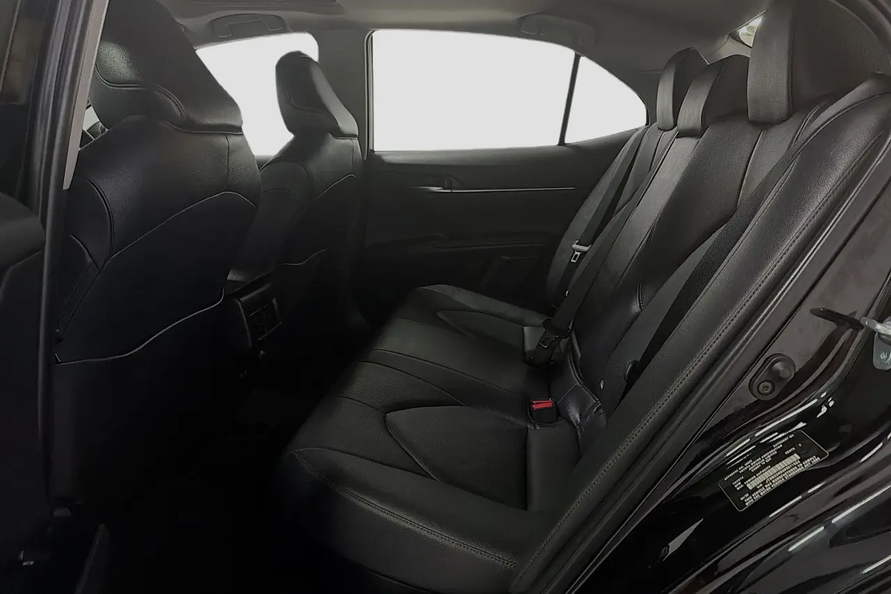 2020 Toyota Camry Gallery Image 26