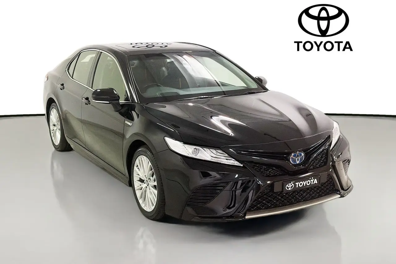 2020 Toyota Camry Gallery Image 31