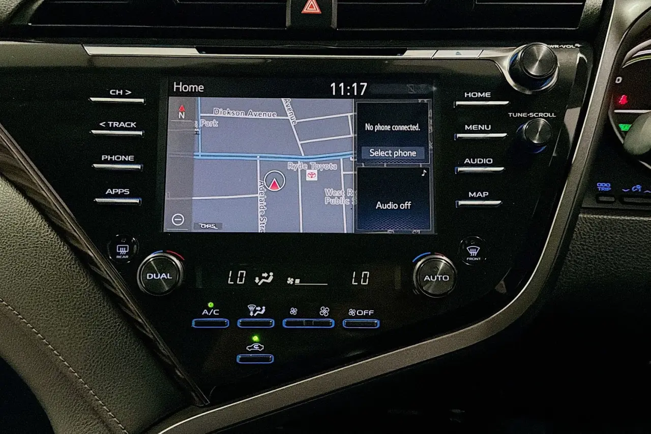 2020 Toyota Camry Gallery Image 15
