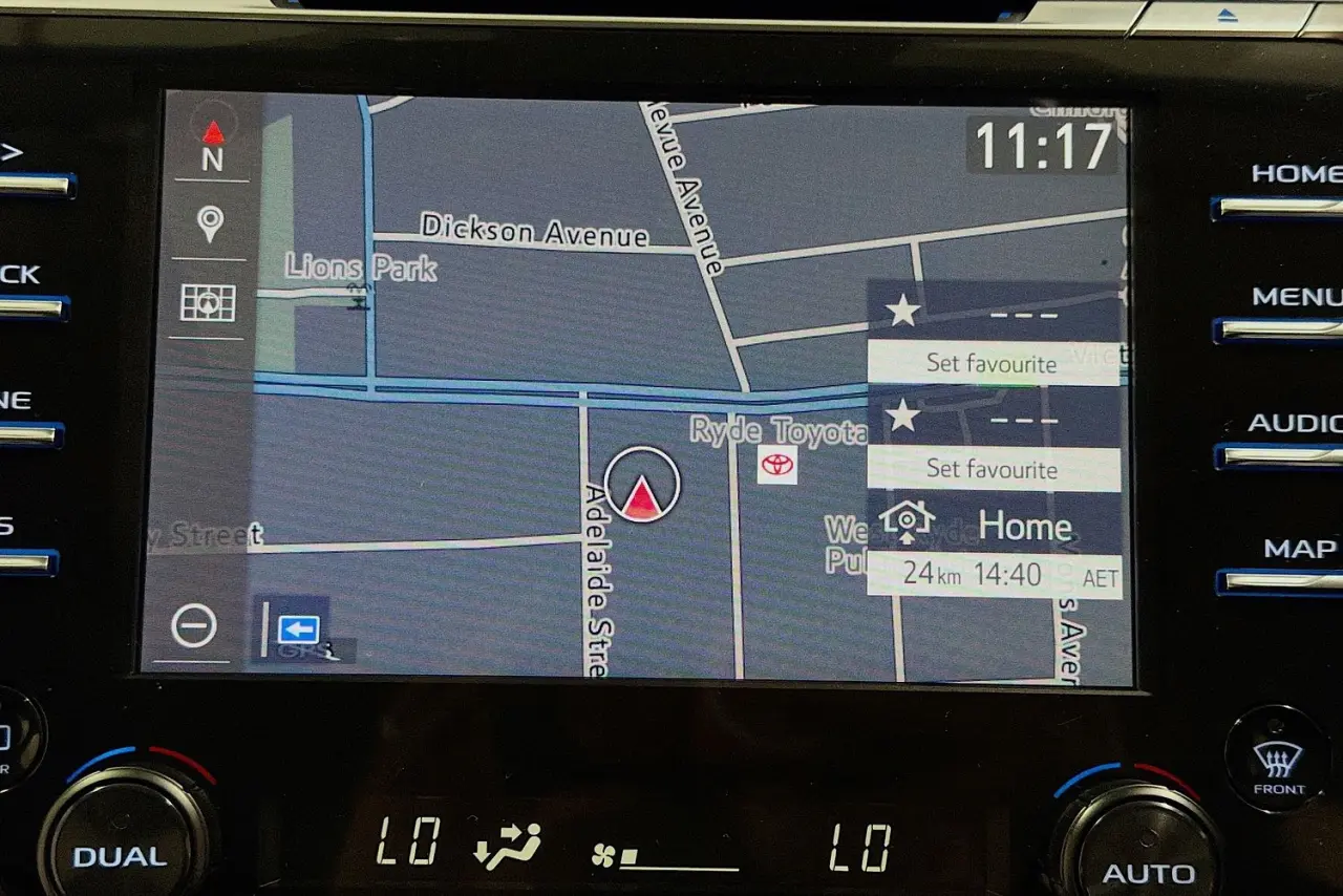 2020 Toyota Camry Gallery Image 16