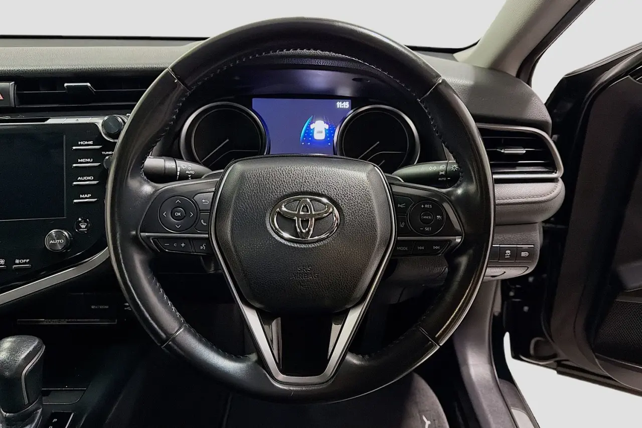 2020 Toyota Camry Gallery Image 21