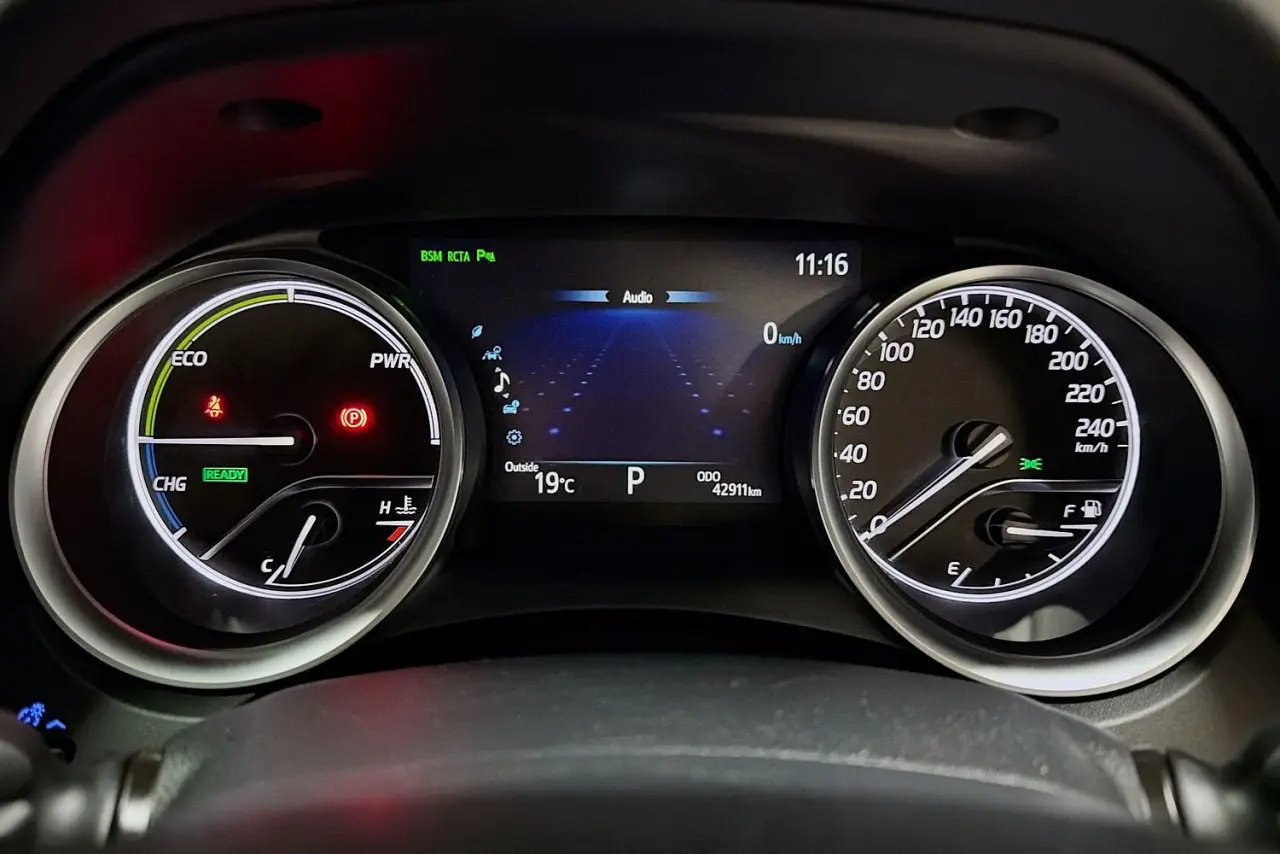 2020 Toyota Camry Gallery Image 22