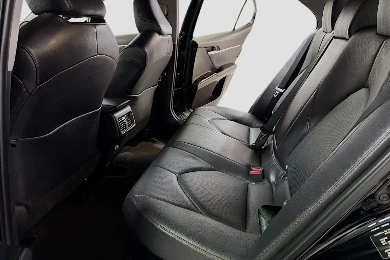 2020 Toyota Camry Gallery Image 26