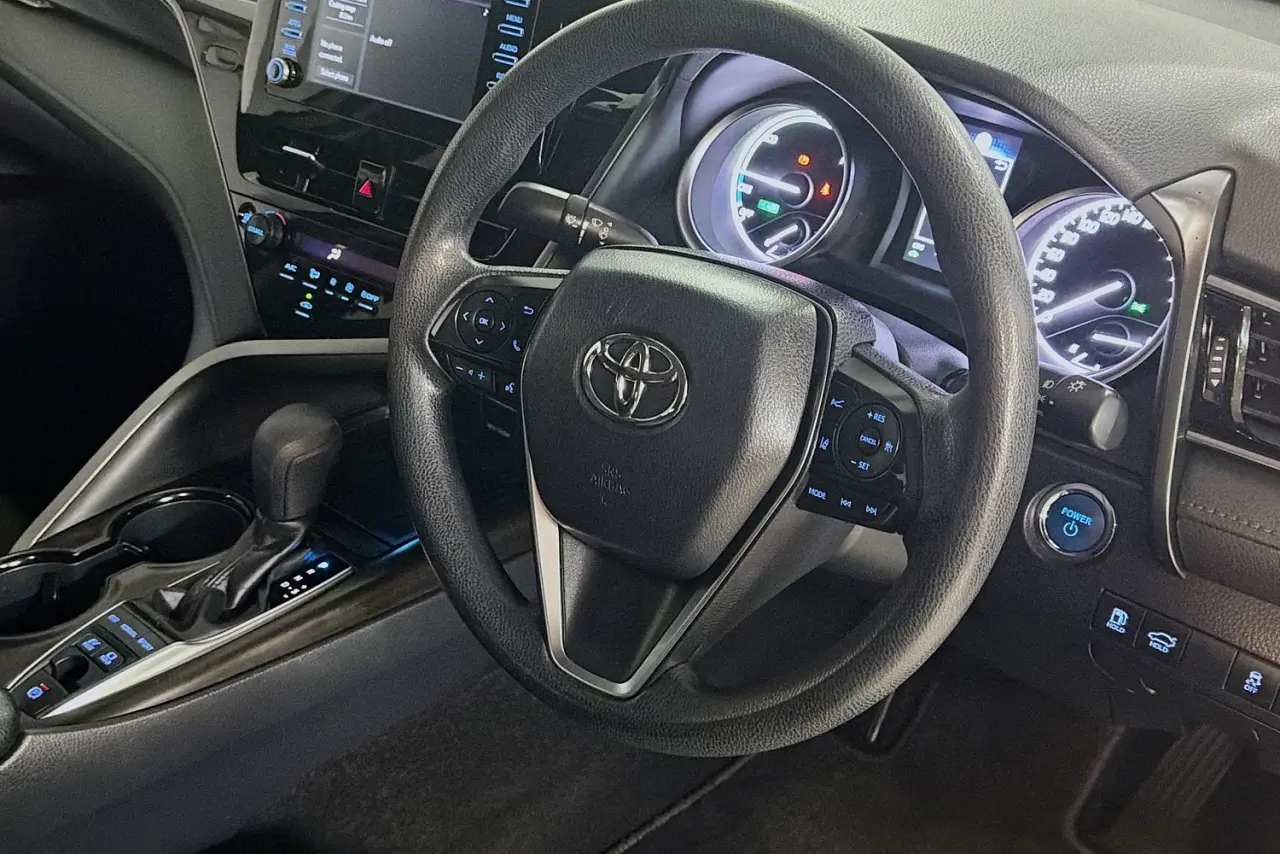 2023 Toyota Camry Gallery Image 13