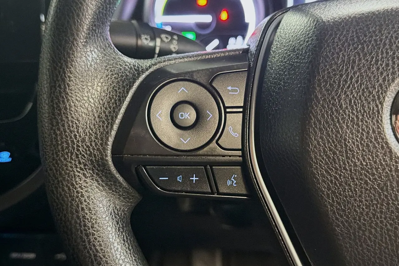 2023 Toyota Camry Gallery Image 17