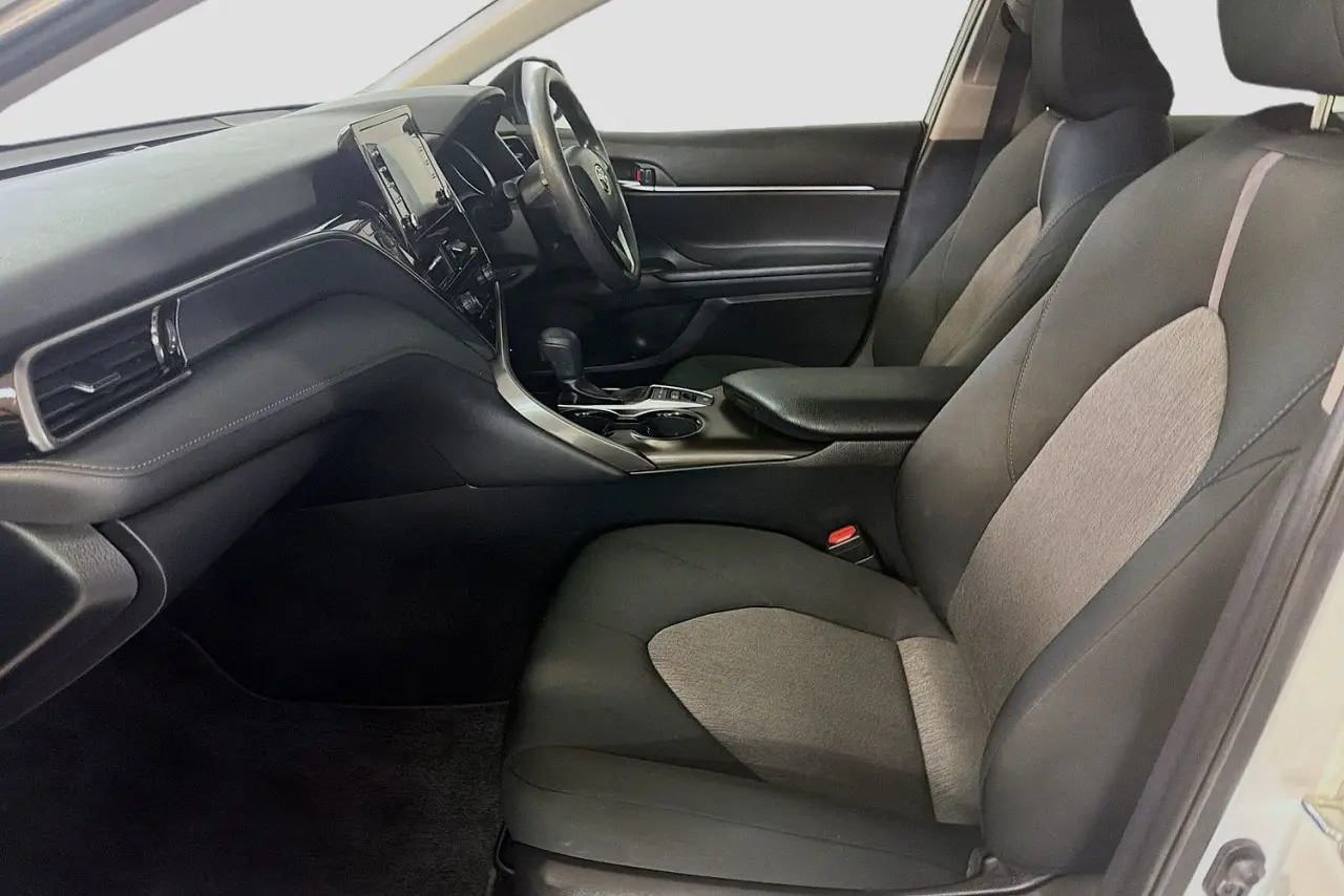 2023 Toyota Camry Gallery Image 23