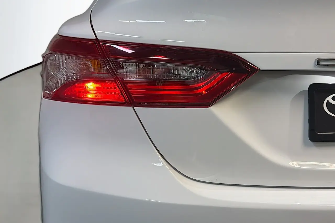 2023 Toyota Camry Gallery Image 8