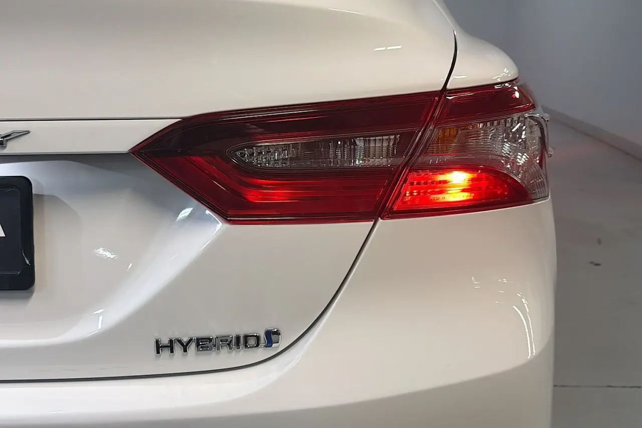 2023 Toyota Camry Gallery Image 9