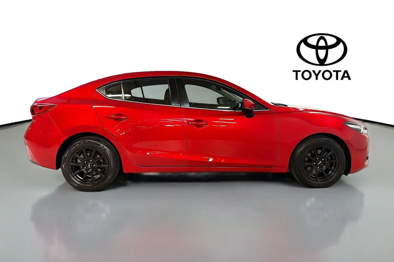 2016 Mazda 3 Gallery Image 11