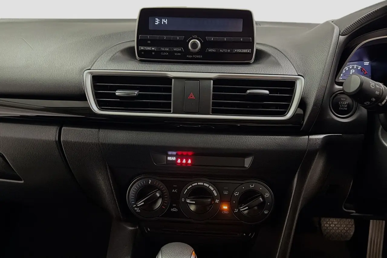 2016 Mazda 3 Gallery Image 15