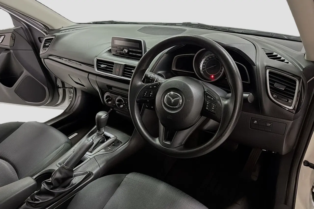 2016 Mazda 3 Gallery Image 21