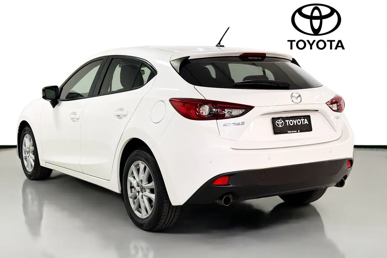 2016 Mazda 3 Gallery Image 6