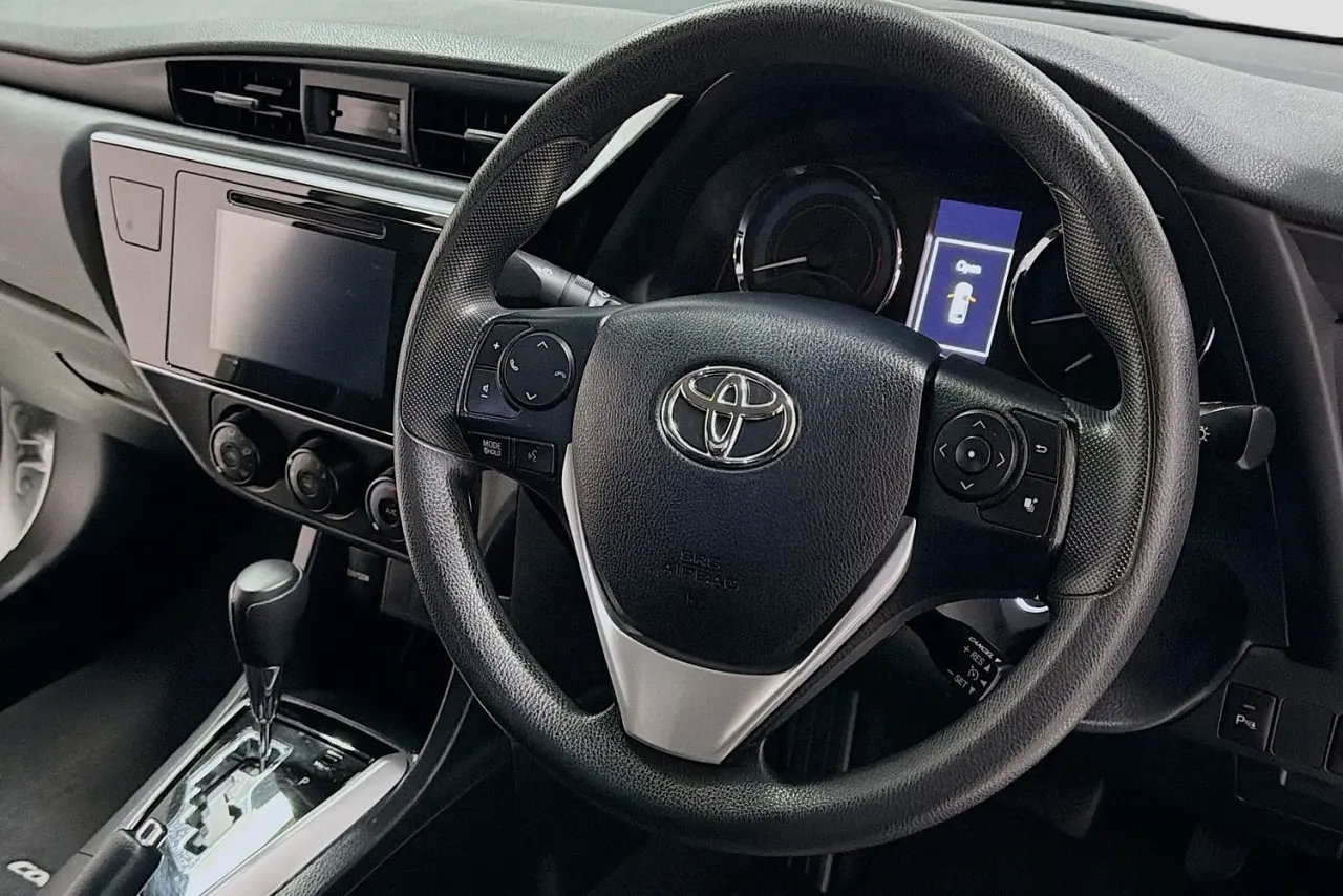2018 Toyota Corolla Gallery Image 14