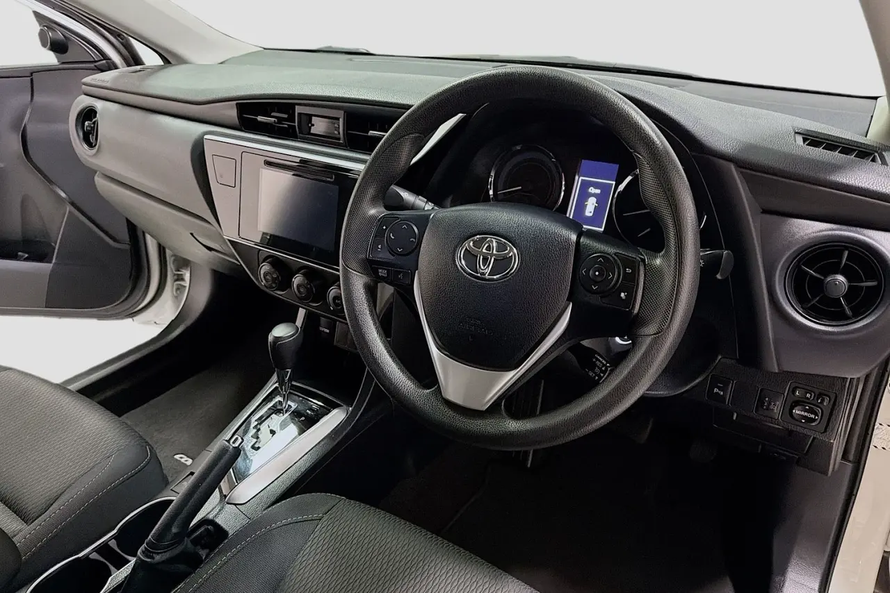 2018 Toyota Corolla Gallery Image 22