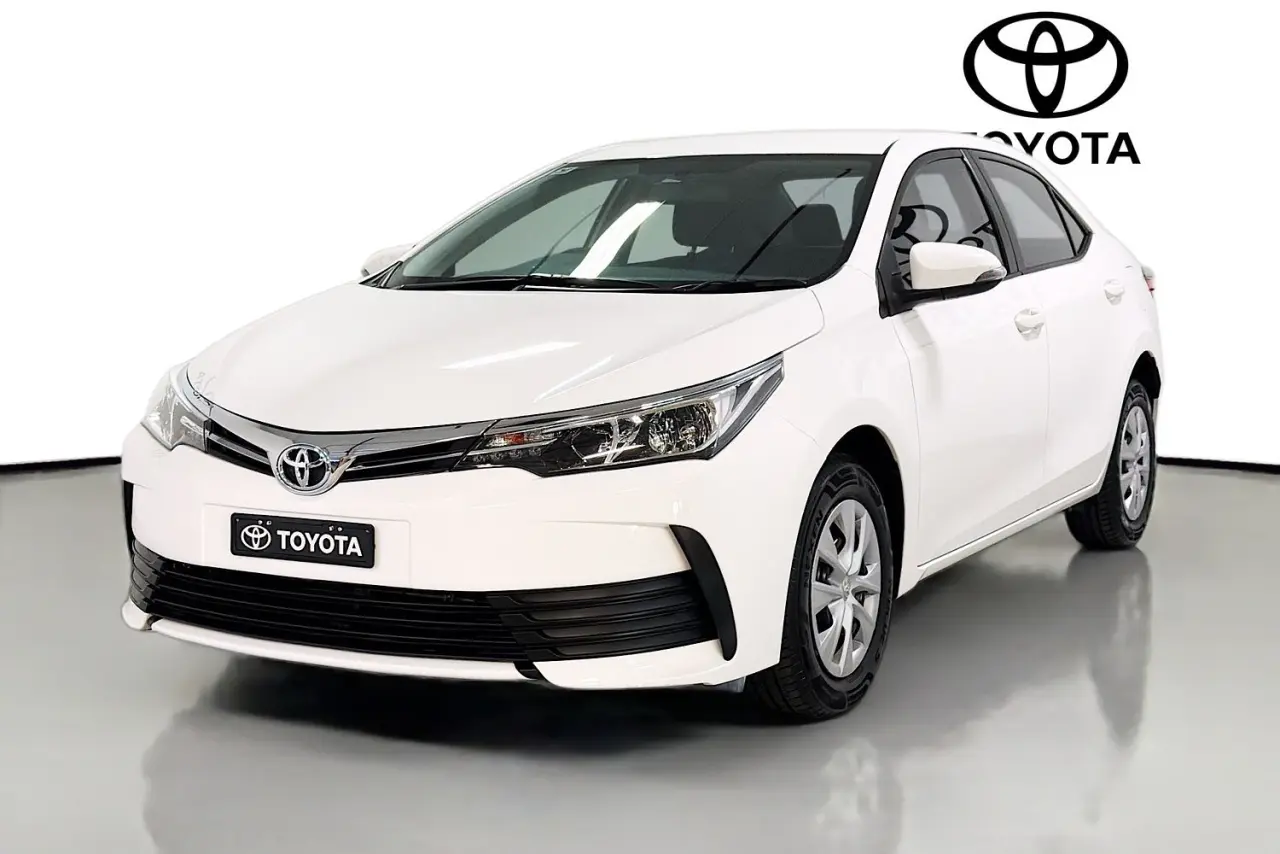 2018 Toyota Corolla Gallery Image 4
