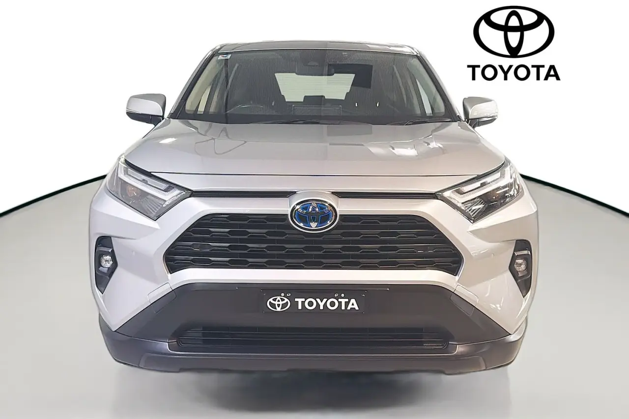 2022 Toyota RAV4 Gallery Image 2