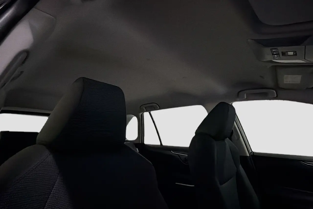 2025 Toyota RAV4 Gallery Image 12