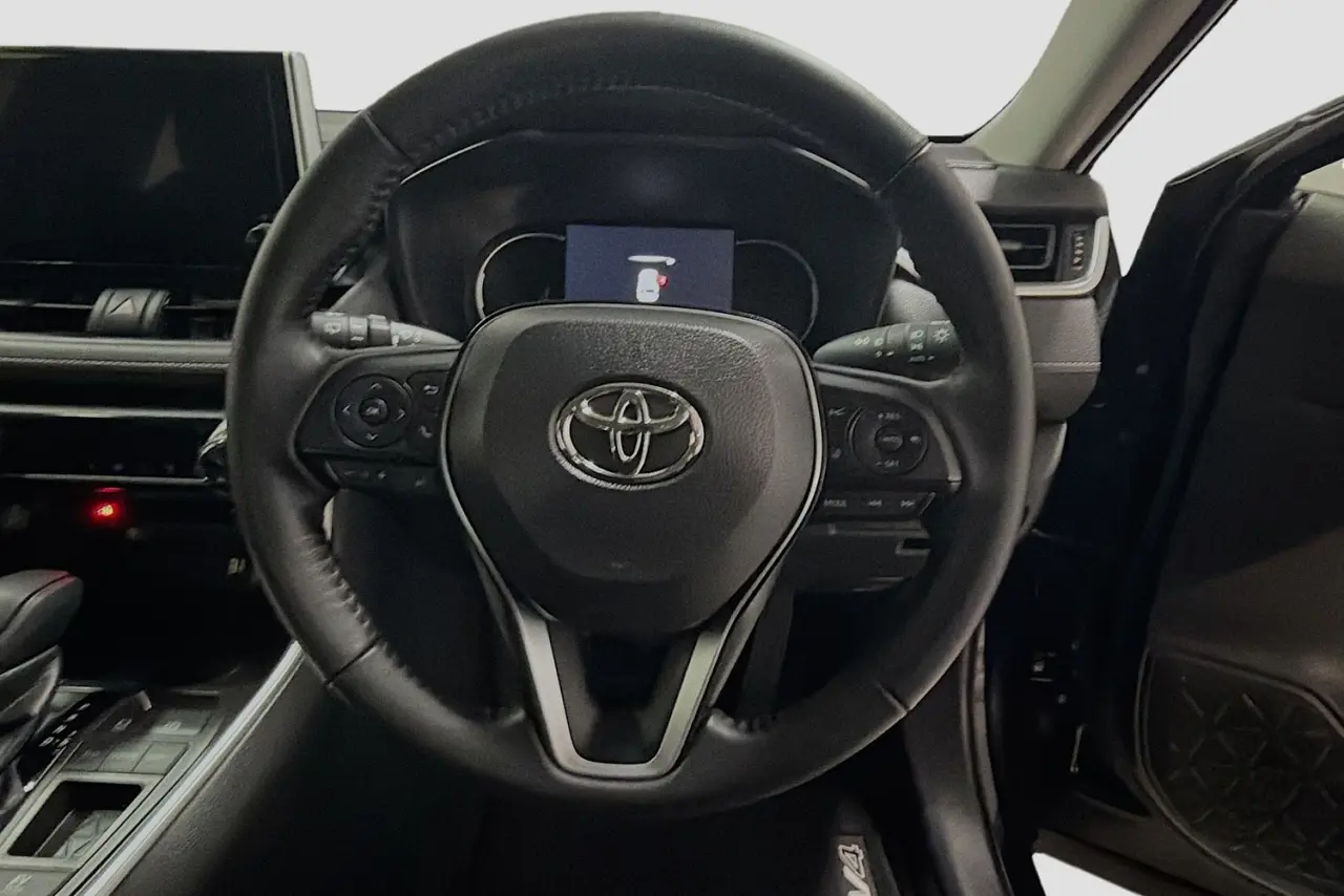 2025 Toyota RAV4 Gallery Image 20