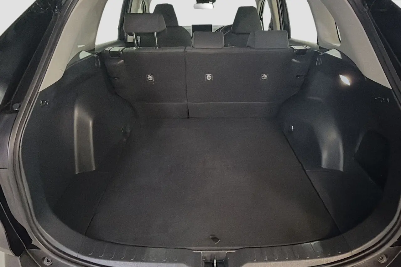 2025 Toyota RAV4 Gallery Image 26