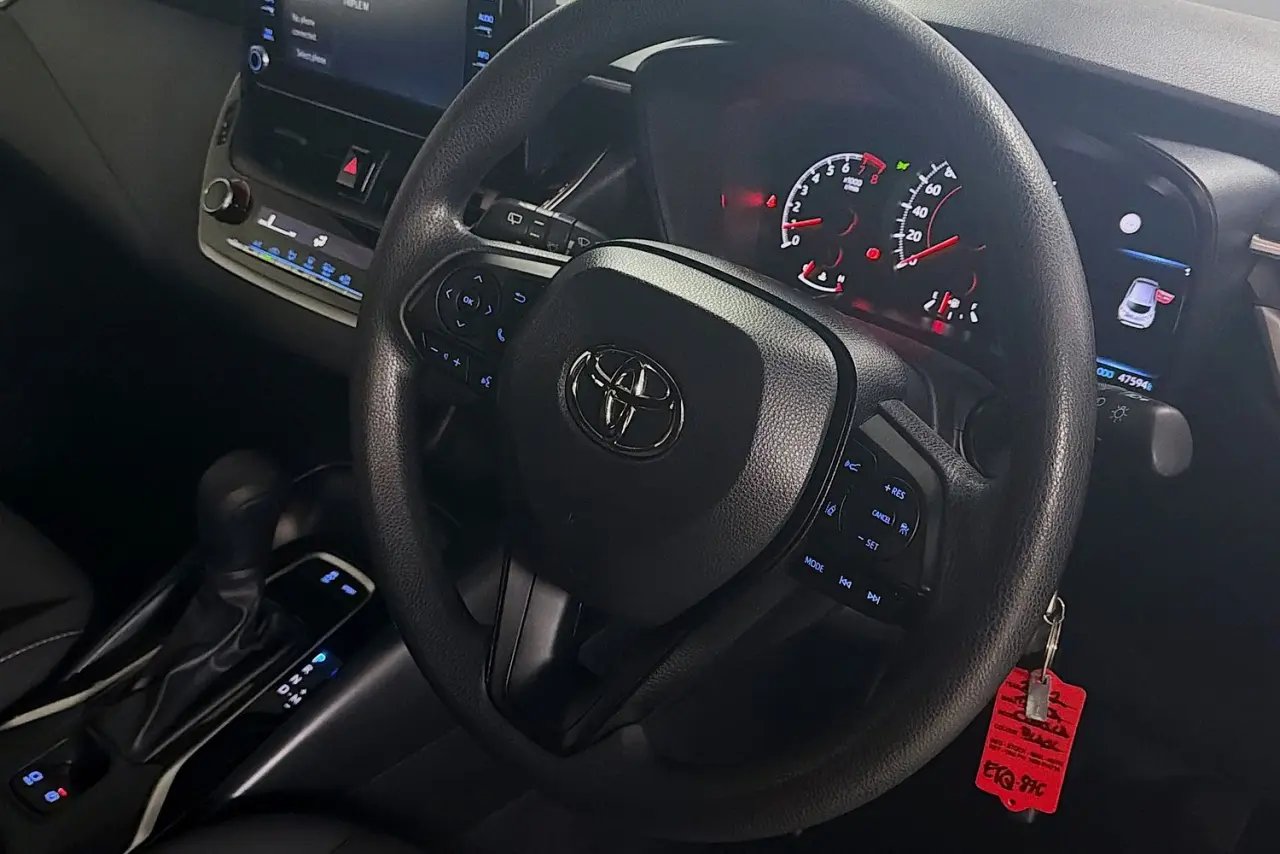 2022 Toyota Corolla Gallery Image 13