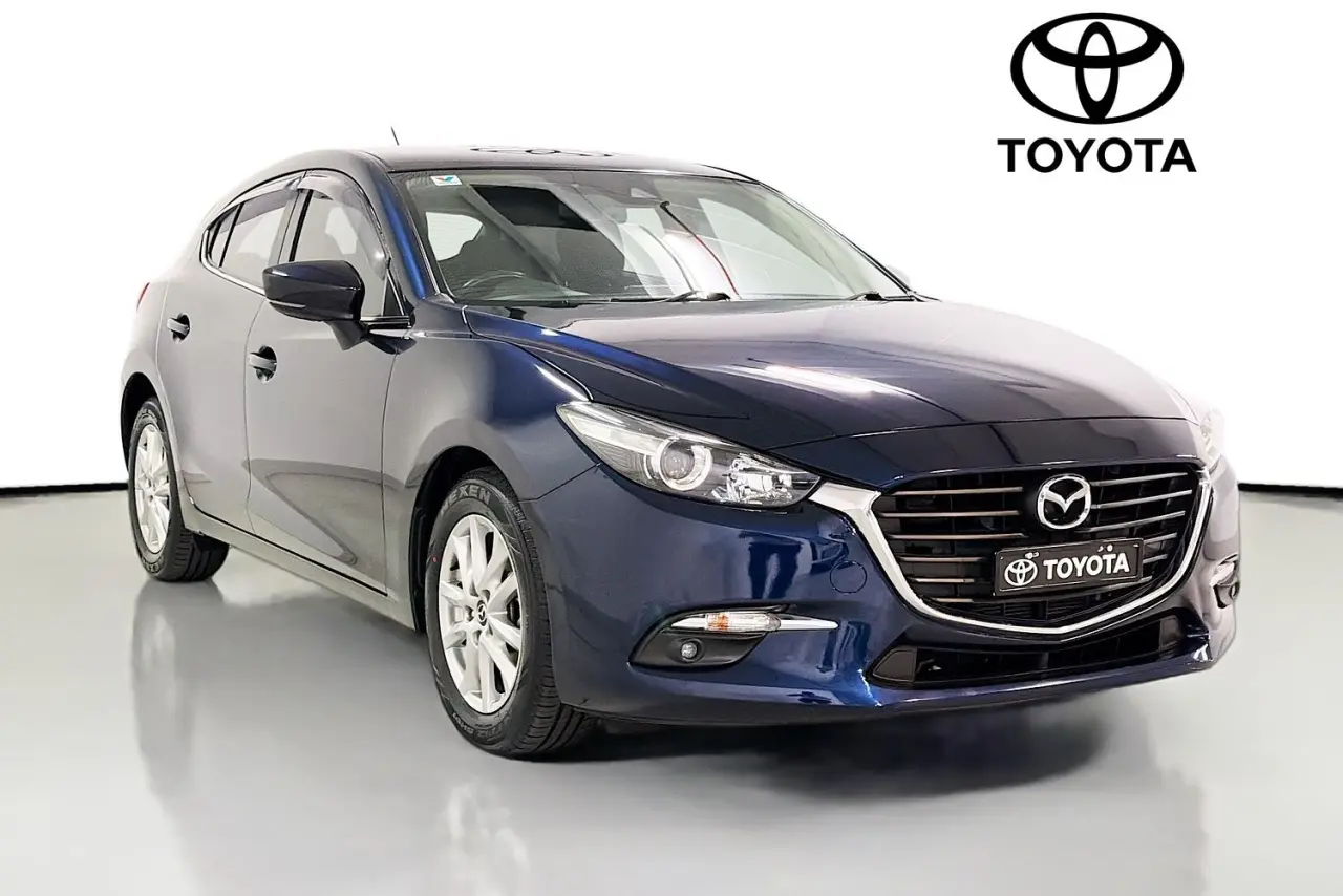 2017 Mazda 3 Gallery Image 1