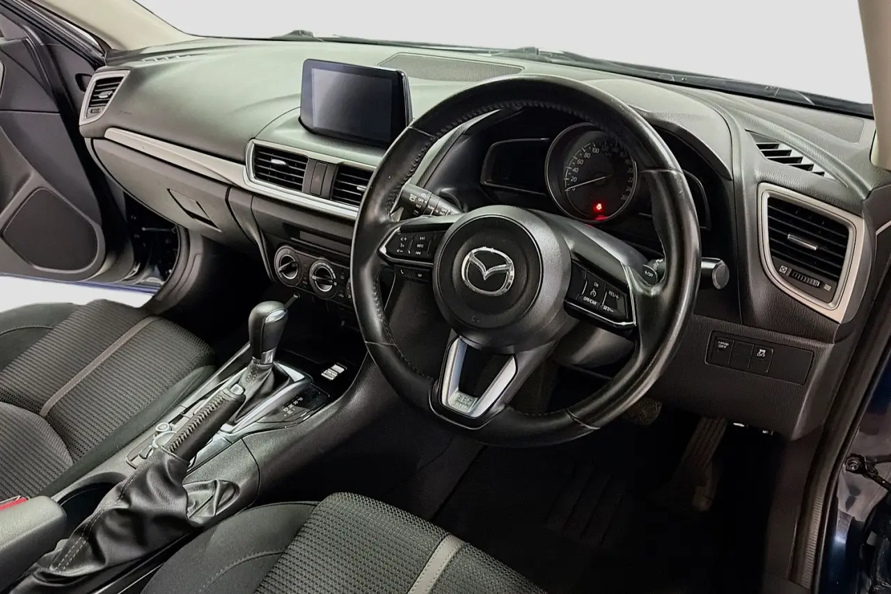 2017 Mazda 3 Gallery Image 23