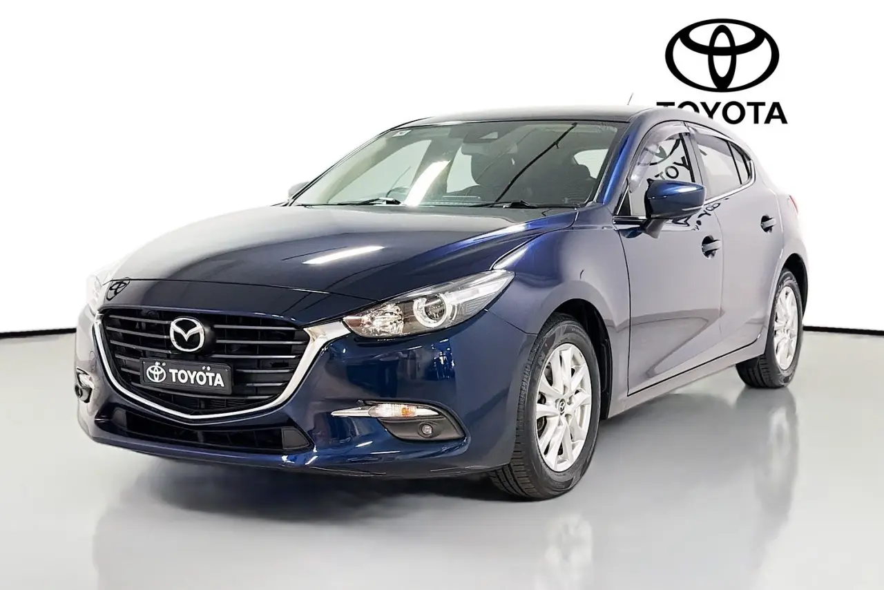 2017 Mazda 3 Gallery Image 4